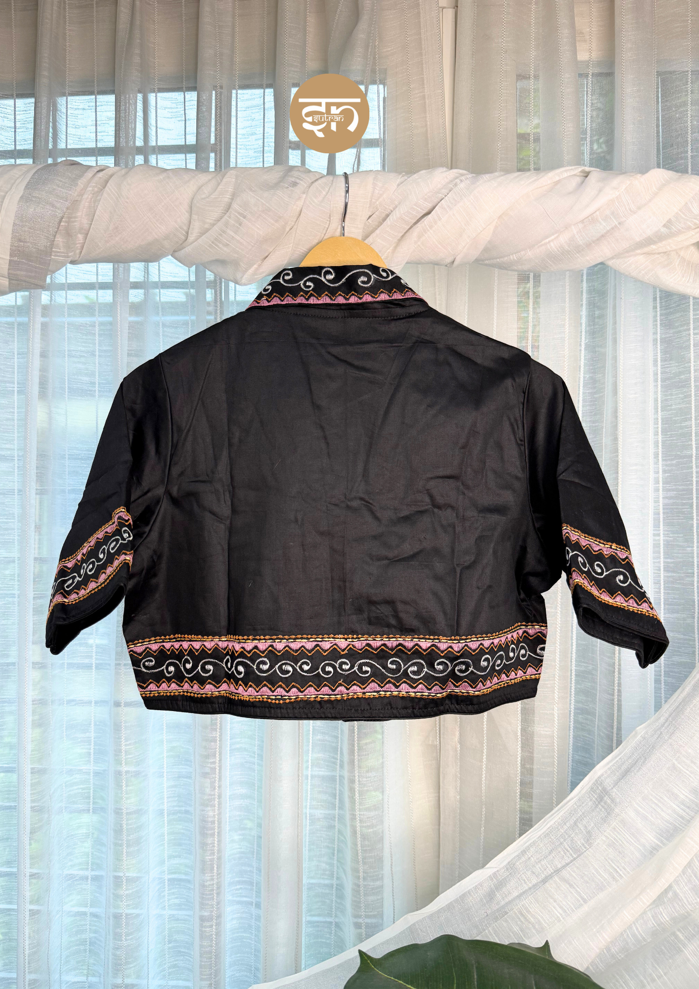 DESK TO DUSK - Image 2