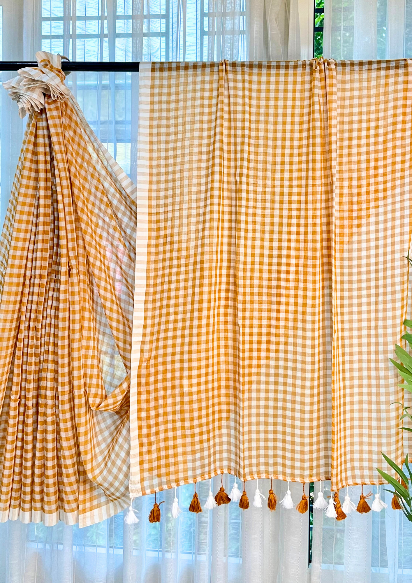 LOOM THREADS - Image 2